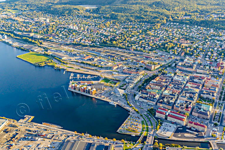 Flygfoto över Sundsvall drönarbilder, drönarfoto, flygbild, flygbilder, Flygfoto, flygfoton, höst, Medelpad, städer, Sundsvall