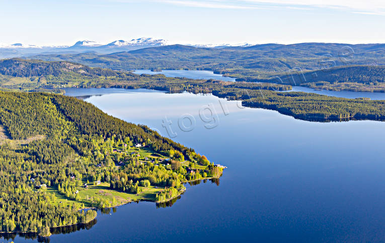 Flygfoto över Svaningen byar, drönarbilder, drönarfoto, flygbild, flygbilder, Flygfoto, flygfoton, Jämtland, Landskap, Svaningen, Svaningssjön