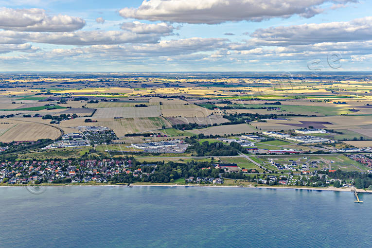 Flygfoto över Trelleborg Brosjöda, drönarbilder, drönarfoto, flygbild, flygbilder, Flygfoto, flygfoton, samhällen, Skåne, sommar, Trelleborg, Åhus