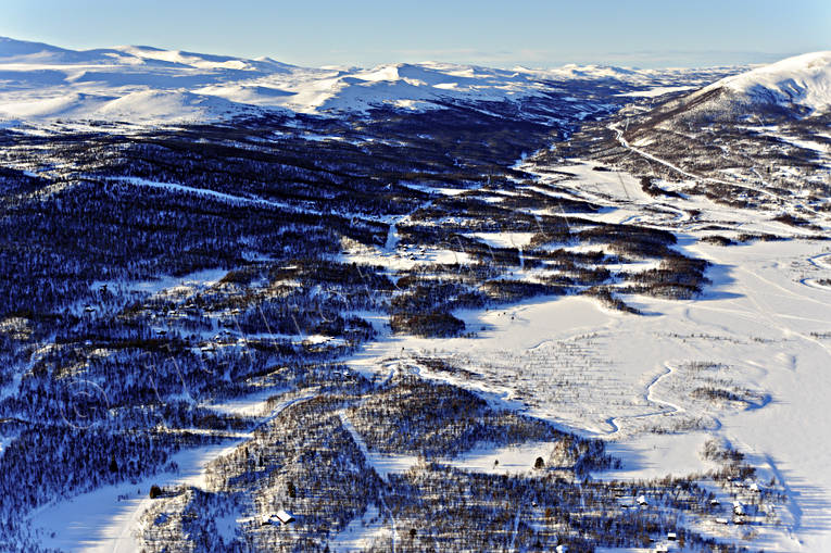 Flygfoto över Tänndalen drönarbilder, drönarfoto, flygbild, flygbilder, Flygfoto, flygfoton, Härjedalen, Landskap, Tänndalen, Tänndalssjön, vinter
