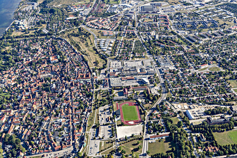 Flygfoto över Visby drönarbilder, drönarfoto, flygbild, flygbilder, Flygfoto, flygfoton, Gotland, sommar, städer, Visby