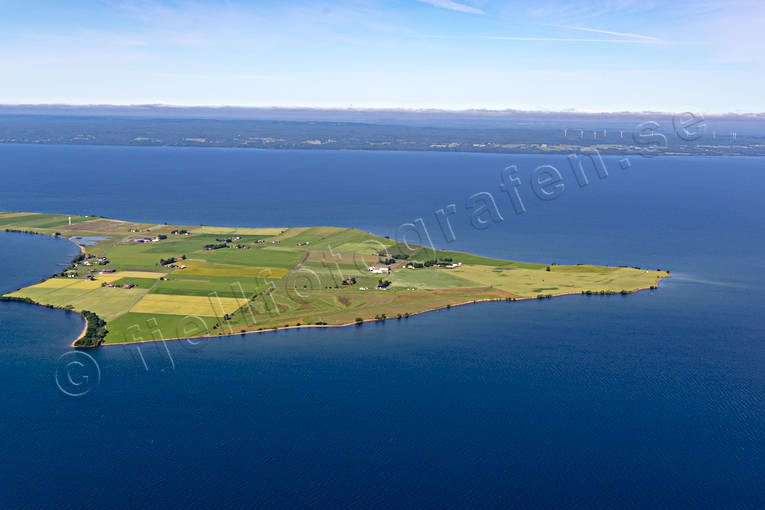 Flygfoto över Visingsö drönarbilder, drönarfoto, flygbild, flygbilder, Flygfoto, flygfoton, flygfält, golfbana, Landskap, Småland, sommar, Visingsö