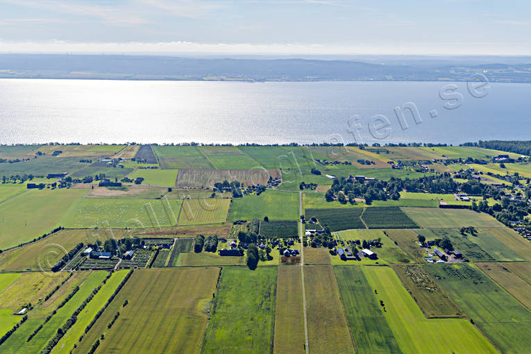 Flygfoto över Visingsö drönarbilder, drönarfoto, flygbild, flygbilder, Flygfoto, flygfoton, Ingmarsgården, Landskap, Larsagården, Marielund, Småland, sommar, torp, Törsagården, Visingsö