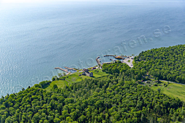 Flygfoto över Visingsö drönarbilder, drönarfoto, flygbild, flygbilder, Flygfoto, flygfoton, kungsgården, Landskap, slottsruin, Småland, sommar, Visingsborg, Visingsö