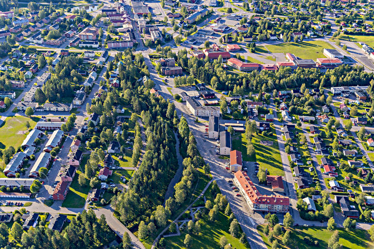 Flygfoto över Älvsbyn drönarbilder, drönarfoto, flygbild, flygbilder, Flygfoto, flygfoton, Norrbotten, samhällen, sommar, Älvsbyn
