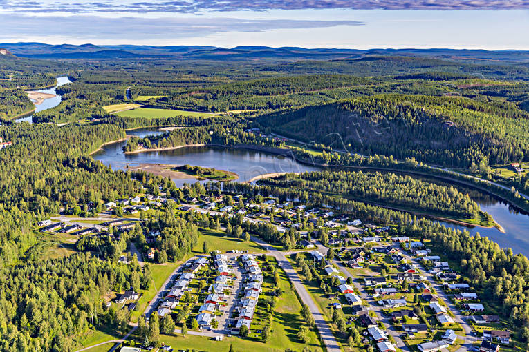Flygfoto över Älvsbyn drönarbilder, drönarfoto, flygbild, flygbilder, Flygfoto, flygfoton, Norrbotten, samhällen, sommar, Älvsbyn
