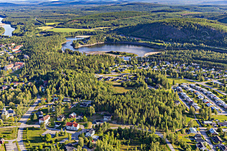 Flygfoto över Älvsbyn drönarbilder, drönarfoto, flygbild, flygbilder, Flygfoto, flygfoton, Norrbotten, samhällen, sommar, Älvsbyn