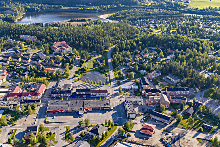 Flygfoto över Älvsbyn drönarbilder, drönarfoto, flygbild, flygbilder, Flygfoto, flygfoton, Norrbotten, samhällen, sommar, Älvsbyn