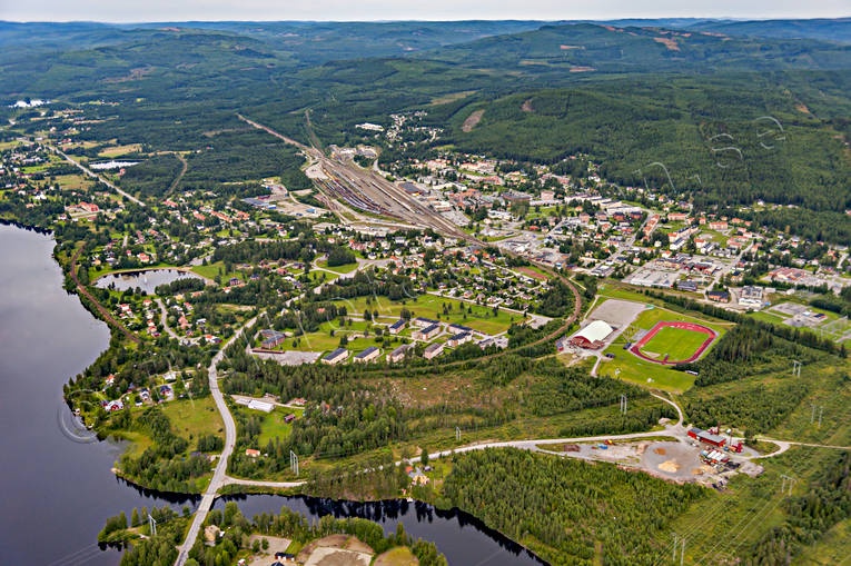 Flygfoto över Ånge banvall, drönarbilder, drönarfoto, flygbild, flygbilder, Flygfoto, flygfoton, järnväg, järnvägsknut, Medelpad, Mittbanan, Norra Stambanan, samhällen, sommar, Ånge