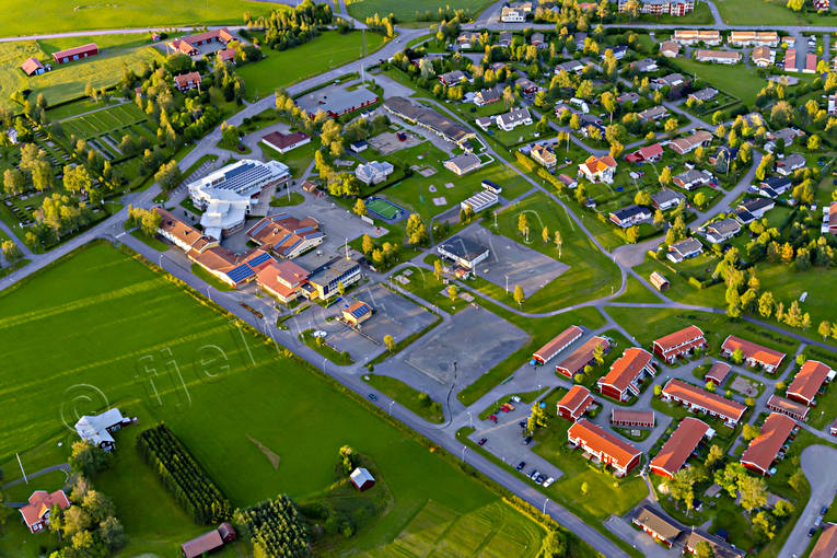 Flygfoto över Ås i Jämtland drönarbild, drönarbilder, drönarfoto, flygbild, flygbilder, Flygfoto, flygfoton, Jämtland, samhällen, sommar, Ås
