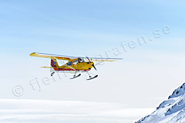 Flygmaskin i fjällvärlden Bellanca, Citabria, fjällen, fjällflyg, flyg, flygplan, kommunikationer, landar, luftfart, skidflyg, skidflygning, sportflyg, sportflygplan
