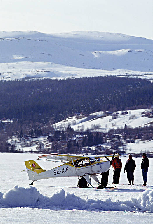 Avid Flyer, flyg, flygmaskin, kommunikationer, luftfart, skidflyg, skidflygning, skidor, re, resjn