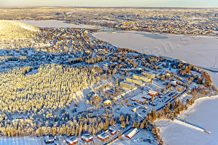 Frösö Strand Flygfoto drönarbilder, drönarfoto, flygbild, flygbilder, Flygfoto, flygfoton, Frösö Strand, Frösöklinikerna, Frösön, Jämtland, städer, vinter, Östersund
