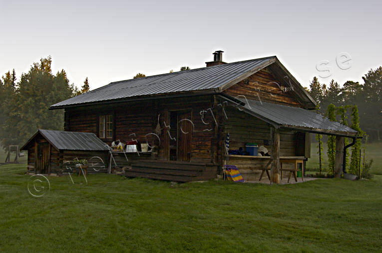 Fäbodstuga fäbod, fäbodstuga, fäbodvall, gryning, hus, Härjedalen, morgon, stugor, timrad, timrat, öjingsvallen