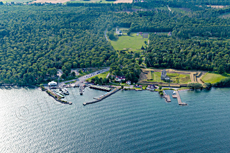 Färjeläget på Visingsö drönarbilder, drönarfoto, flygbild, flygbilder, Flygfoto, flygfoton, färjeläge, hamnen, samhällen, Småland, sommar, Visingsö