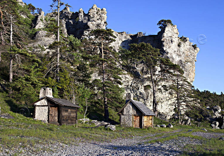 bodar, byggnader, fiskebod, fiskebodar, forntid, Gotland, Hall-Hangvar, havsband, klippor, Landskap, natur, sommar, rstider