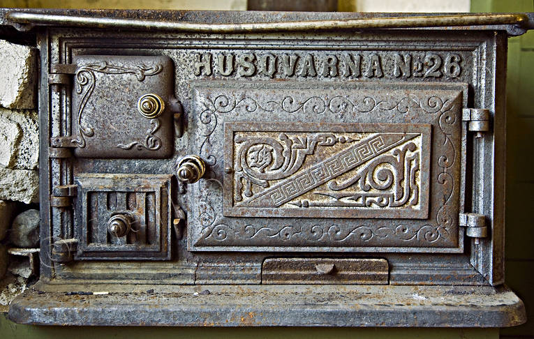 byggnader, gjutjrn, gjutjrnsspis, hembygdsgrd, hembygdsmuseum, historiskt, Husqvarna, jrn, jrnspis, lappland, spis, spisknopp, spislucka, vedspis