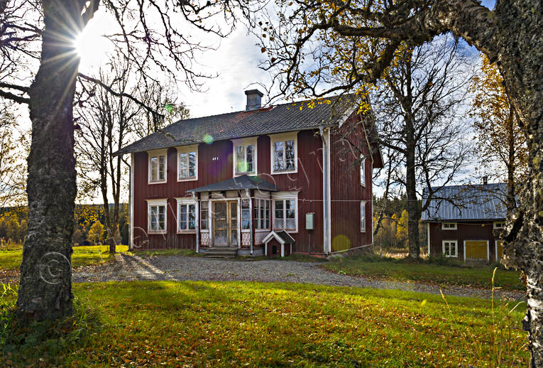 Gammal rödmålad gård anläggningar, byggnader, gammal, gårdar, hus, höst, Jämtland, Landskap, rädmålad, Skalstugevägen