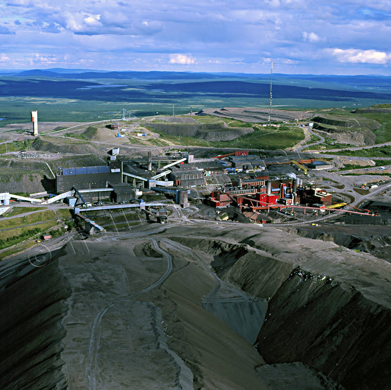 Gruvan i Kiruna drönarbilder, drönarfoto, flygbild, flygbilder, Flygfoto, flygfoton, gruva, Kiruna, lappland, städer