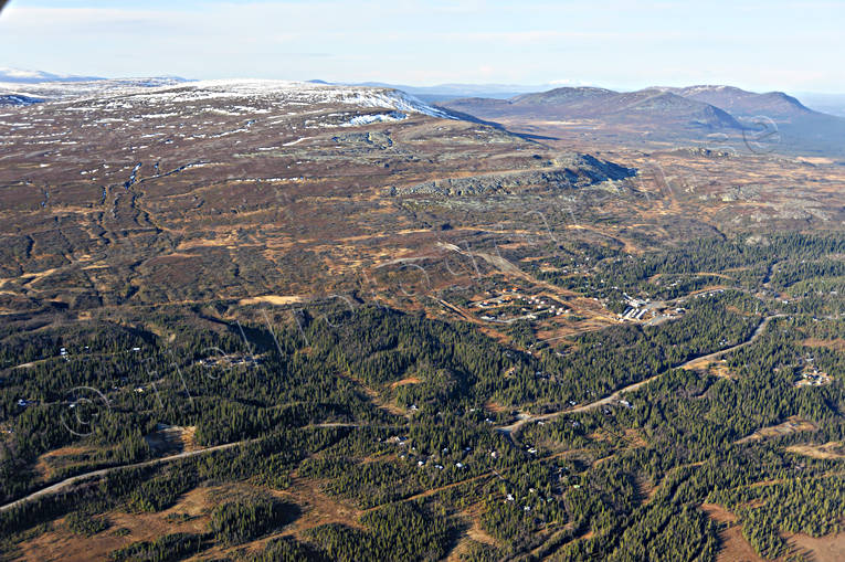 Gräftåvallen Skidanläggning anläggningar, drönarbilder, drönarfoto, flygbild, flygbilder, Flygfoto, flygfoton, Gräftåvallen, höst, Jämtland, skidanläggning, skidbackar, skidort, stugby