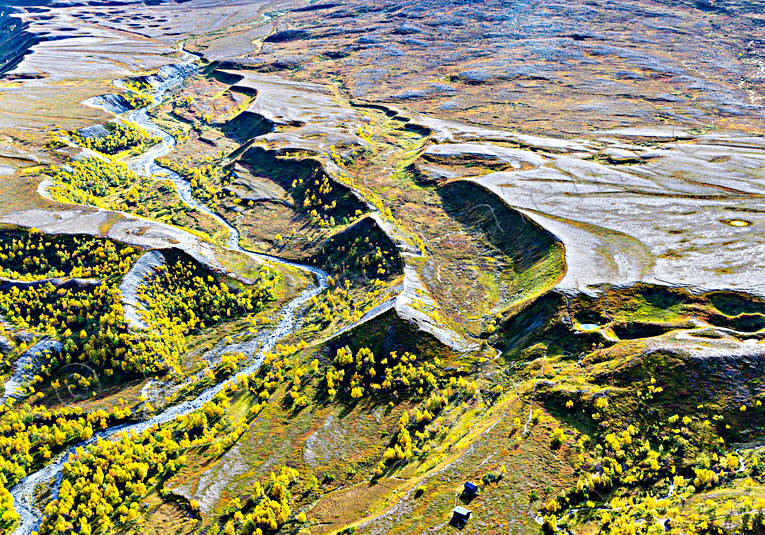 Gröndalen med pyramiderna drönarbild, drönarbilder, drönarfoto, dödis, dödisområde, flygbild, flygbilder, Flygfoto, flygfoton, Gröndalen, höst, höstfärger, Issjödalen, istidslämningar, Jämtland, Landskap, natur, pyramiderna