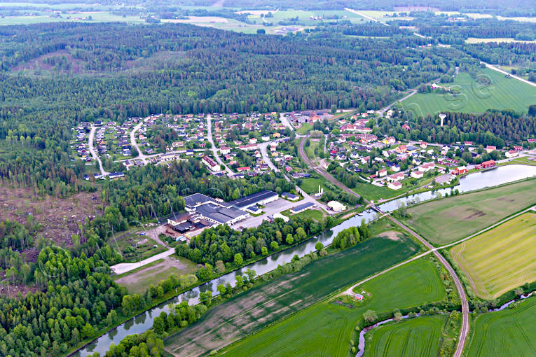 anlggningar, drnarbilder, drnarfoto, flygbild, flygbilder, Flygfoto, flygfoton, Gta kanal, kanal, kommunikationer, samhllen, Sevrdheter, sjfart, Sjtorp, sommar, Vstergtland