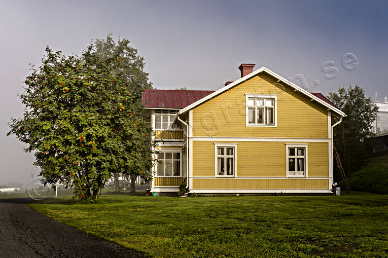 Gult hus i Åre byggnader, gul, gård, hus, höst, Jämtland, Sevärdheter, Thottmark, Tottens byväg, Åre, årstider