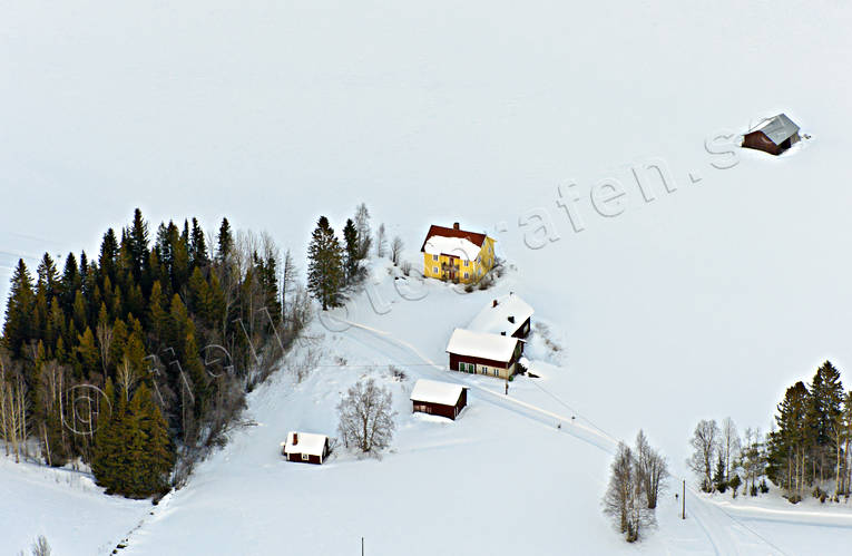 Gård Höge Marby drönarbilder, drönarfoto, flygbild, flygbilder, Flygfoto, flygfoton, gårdar, Höge, Jämtland, Marby, vinter
