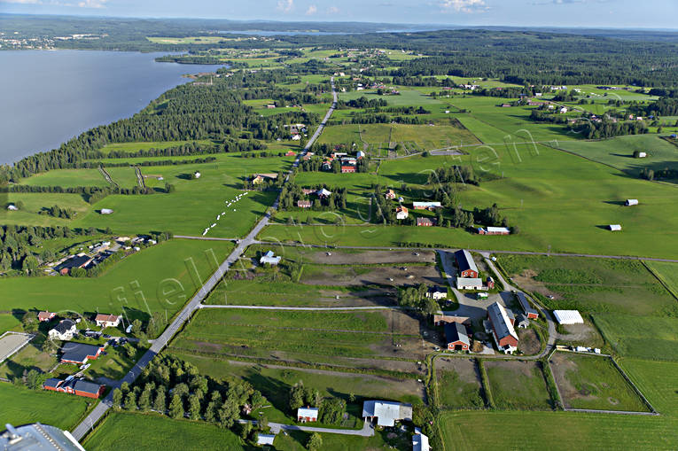 Gård i Överbyn Marieby drönarbilder, drönarfoto, flygbild, flygbilder, Flygfoto, flygfoton, gårdar, Jämtland, Landskap, sommar, Överbyn