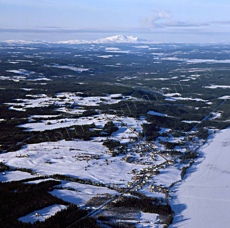 drnarbilder, drnarfoto, fjll, flygbild, flygbilder, Flygfoto, flygfoton, Hallen, Jmtland, Landskap, Storsjn, vinter, vinterlandskap, reskutan