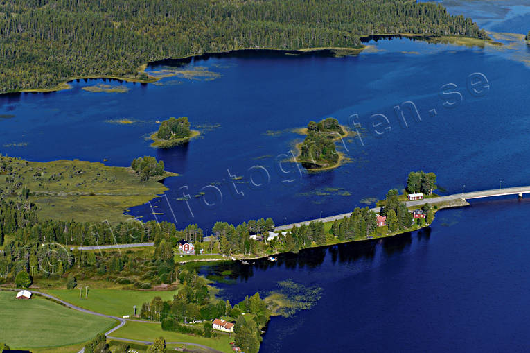 Hammerdal Södra brofästet brofästet, bron, drönarbilder, drönarfoto, flygbild, flygbilder, Flygfoto, flygfoton, Hammerdal, Hammerdalssjön, Jämtland, samhällen, sommar