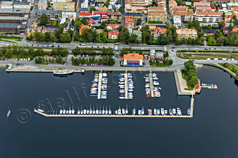 btar, drnarbilder, drnarfoto, flygbild, flygbilder, Flygfoto, flygfoton, hamn, hamnen, Jmtland, kommunikationer, sjfart, smbtshamn, sommar, stder, stersund