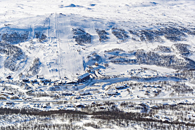 Hamra Skidanläggning anläggningar, drönarbilder, drönarfoto, flygbild, flygbilder, Flygfoto, flygfoton, Hamra, Härjedalen, skidanläggning, skidbackar, skidort, Tänndalen, vinter