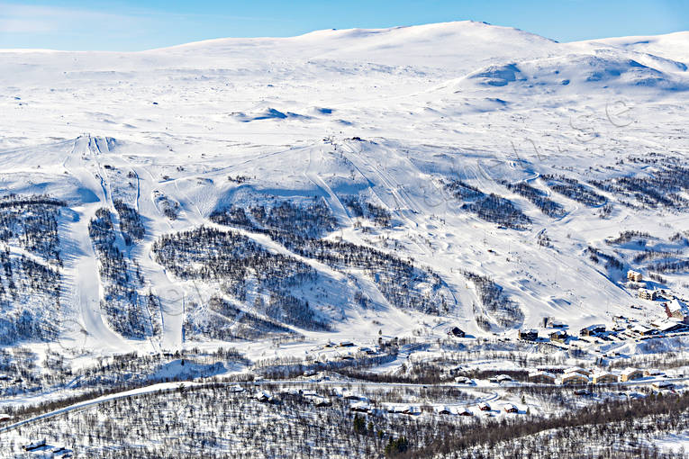 Hamra Skidanläggning anläggningar, drönarbilder, drönarfoto, flygbild, flygbilder, Flygfoto, flygfoton, Hamra, Härjedalen, skidanläggning, skidbackar, skidort, Tänndalen, vinter