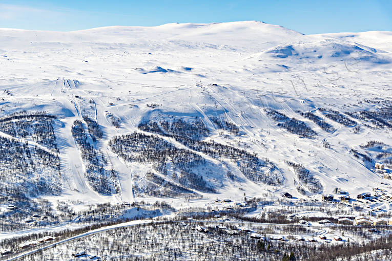 Hamra Skidanläggning anläggningar, drönarbilder, drönarfoto, flygbild, flygbilder, Flygfoto, flygfoton, Hamra, Härjedalen, skidanläggning, skidbackar, skidort, Tänndalen, vinter