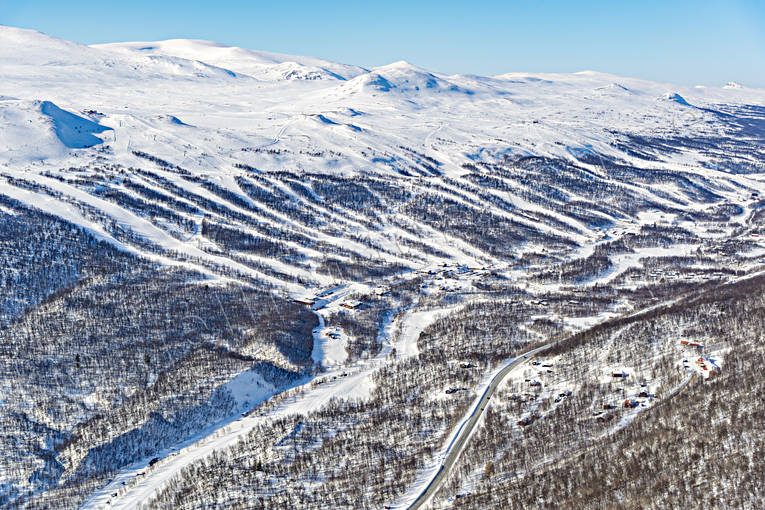 Hamra Skidanläggning anläggningar, drönarbilder, drönarfoto, flygbild, flygbilder, Flygfoto, flygfoton, Hamra, Härjedalen, skidanläggning, skidbackar, skidort, Tänndalen, vinter
