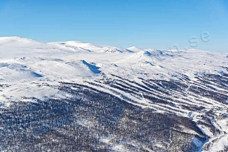 Hamra Skidanläggning anläggningar, drönarbilder, drönarfoto, flygbild, flygbilder, Flygfoto, flygfoton, Hamra, Härjedalen, skidanläggning, skidbackar, skidort, Tänndalen, vinter