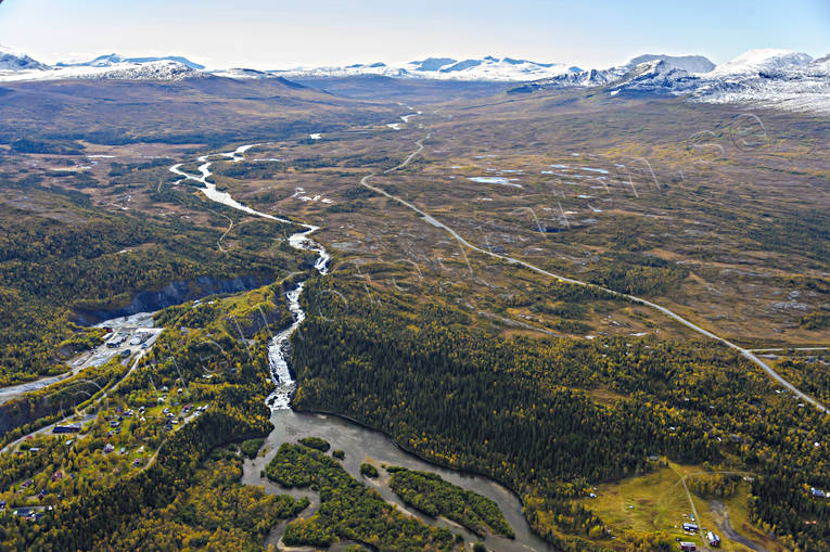 Handöl och Handölan från Sylarna drönarbilder, drönarfoto, flygbild, flygbilder, Flygfoto, flygfoton, Handöl, Handölan, höst, Jämtland, Landskap, Svenska Fjällen, sylarna, täljstenfabrik, täljstensbrottet, täljstensfabrik, vattendrag