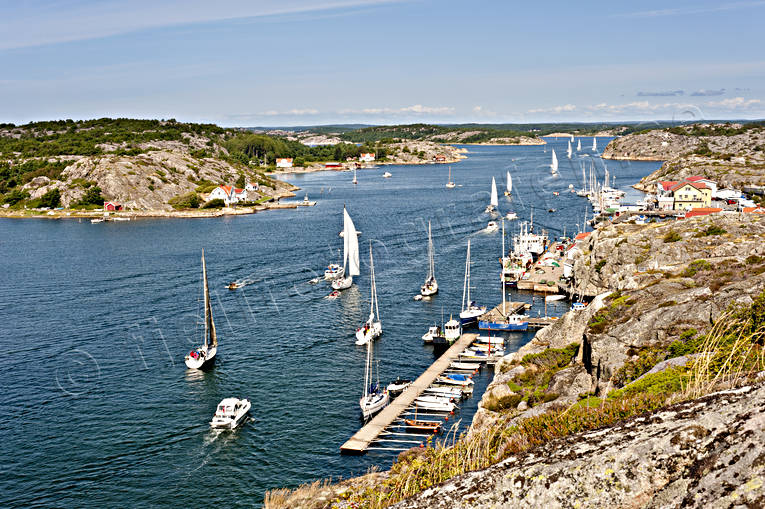 Bohusln, btar, farled, hamn, hav, Havstenssund, klippor, kommunikationer, kust, samhllen, segelbtar, sjfart, skrgrd