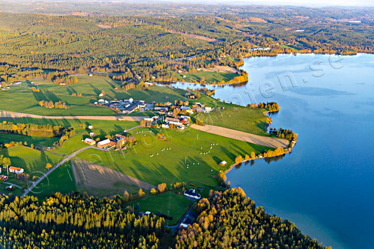 Haxäng Flygfoto byar, drönarbilder, drönarfoto, flygbild, flygbilder, Flygfoto, flygfoton, gårdar, Haxäng, höst, Jämtland, Locknesjön