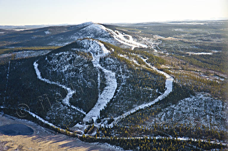 Hem-Kröket, Mellan-Kröket, Tännäs anläggningar, drönarbilder, drönarfoto, flygbild, flygbilder, Flygfoto, flygfoton, Hem-Kröket, Härjedalen, höst, Mellan-Kröket, nedfarter, skidanläggning, skidbackar, Tännäs
