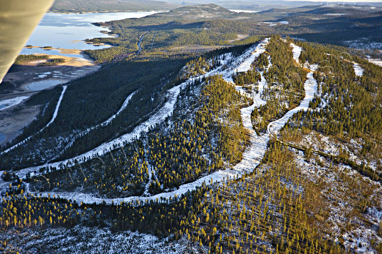 Hem-Kröket, Mellan-Kröket, Tännäs anläggningar, drönarbilder, drönarfoto, flygbild, flygbilder, Flygfoto, flygfoton, Hem-Kröket, Härjedalen, höst, Mellan-Kröket, nedfarter, skidanläggning, skidbackar, Tännäs