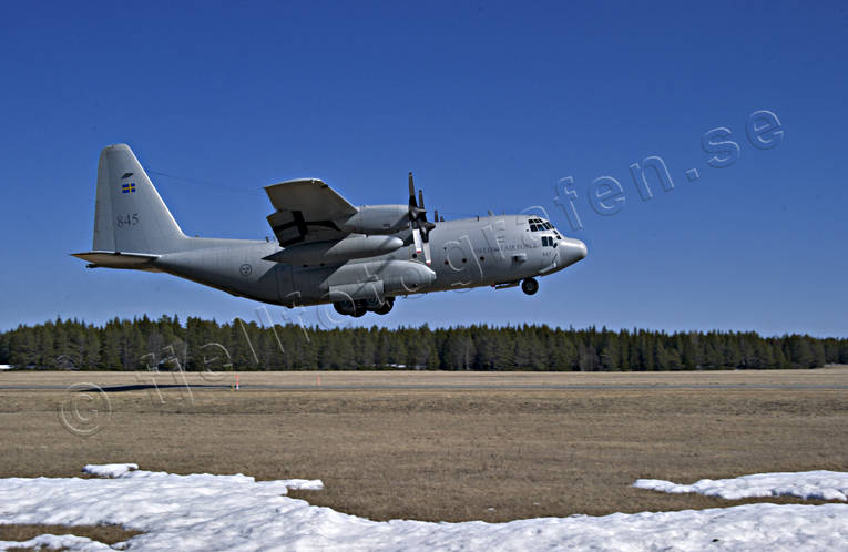 Herkules startar air force, flyg, flygplan, flygvapen, flygvapnet, försvaret, herkules, kommunikationer, luftfart, Swedish, trafikflyg, transport, transportflygplan