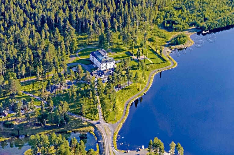 anlggnignar, byggnader, drnarbilder, drnarfoto, flygbild, flygbilder, Flygfoto, flygfoton, Hrkan, Hgfors, Jmtland, slott, sommar, lvar