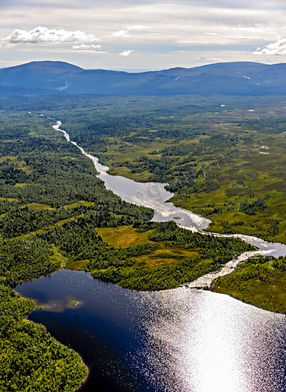 Hosjön och Storån drönarbilder, drönarfoto, flygbild, flygbilder, Flygfoto, flygfoton, Hosjön, Jämtland, Lillhon, sommar, Storån, älvar