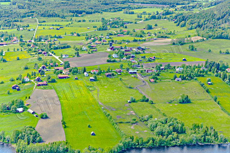 Hoverberg kyrkby byar, drönarbilder, drönarfoto, flygbild, flygbilder, Flygfoto, flygfoton, Hoverberg, Jämtland, Landskap
