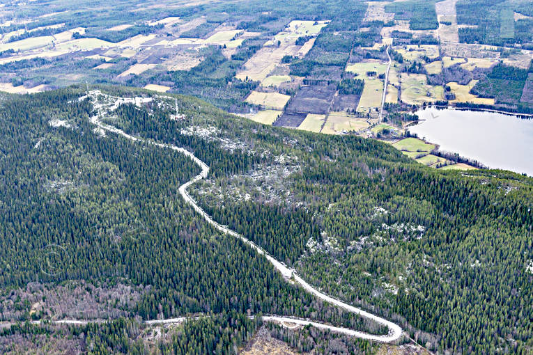 Hoverberget Flygfoto berg, drönarbilder, drönarfoto, flygbild, flygbilder, Flygfoto, flygfoton, Hoverberget, höst, Jämtland, Landskap, skogsbilväg
