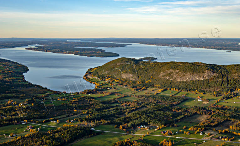 Hoverberget vid Storsjön byar, drönarbilder, drönarfoto, flygbild, flygbilder, Flygfoto, flygfoton, Hoverberg, Jämtland, Landskap