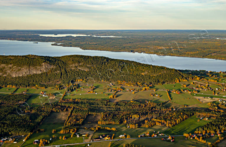Hoverberget vid Storsjön byar, drönarbilder, flygbilder, Flygfoto, Hoverberg, Jämtland, Landskap