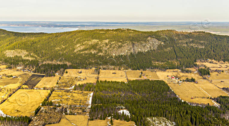 Hoverberget vid Storsjön byar, drönarbilder, drönarfoto, flygbild, flygbilder, Flygfoto, flygfoton, Hoverberg, Jämtland, Landskap, vår
